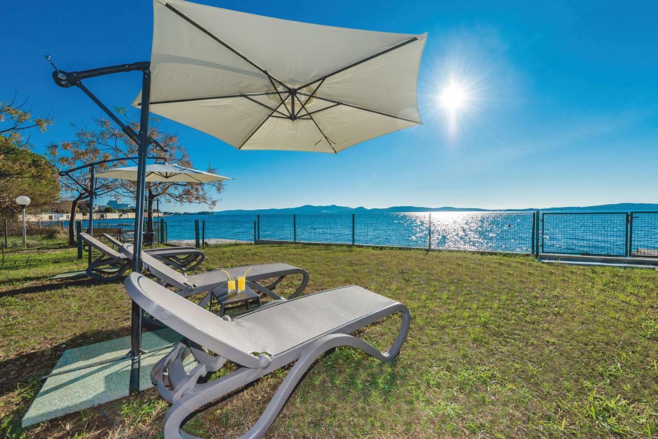Villa Amfora - First Row By The Sea Бибинье Экстерьер фото