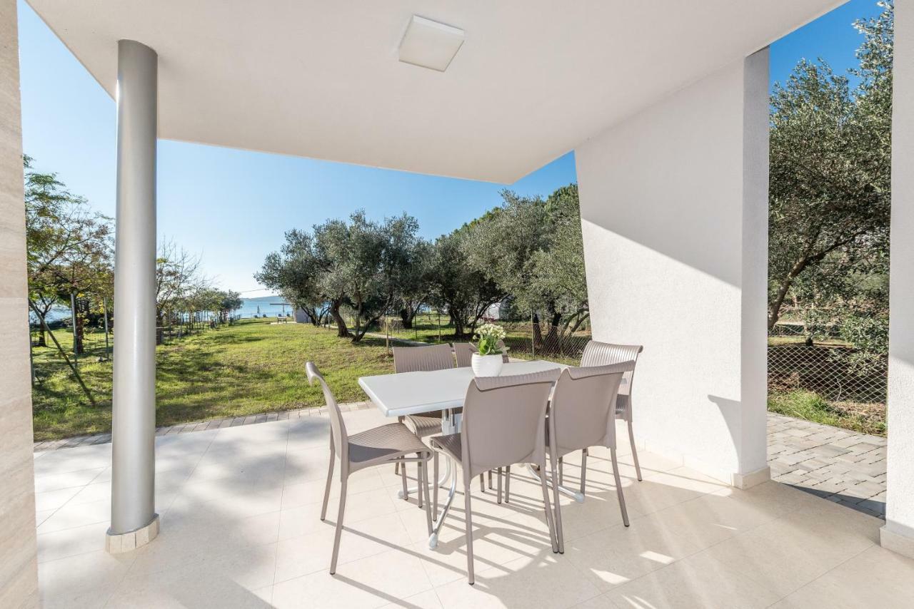 Villa Amfora - First Row By The Sea Бибинье Экстерьер фото